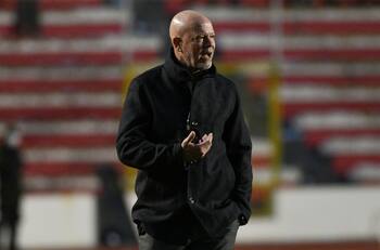 Gustavo Costas tiene a su reemplazante: Bolivia presentó a su nuevo DT para las Eliminatorias