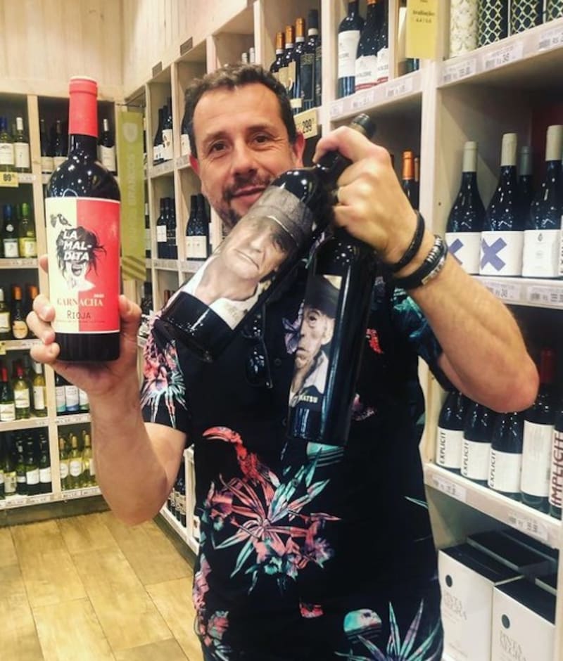Antonio Vásquez comparte sus trabajos en sus redes sociales. Créditos: Instagram