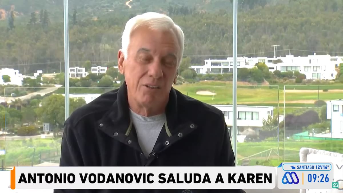 Antonio Vodanovic saluda a Karen Doggenweiler en "Mucho Gusto"