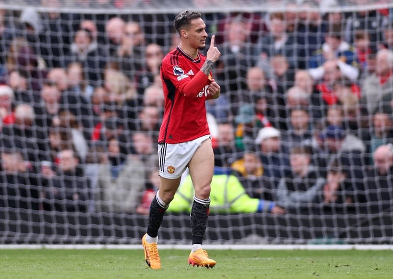 Antony no tiene intenciones de seguir en Manchester United. Foto: EFE