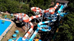 Parque acuático a solo 30 minutos de Santiago ofrece 21 toboganes para refrescarse esta temporada