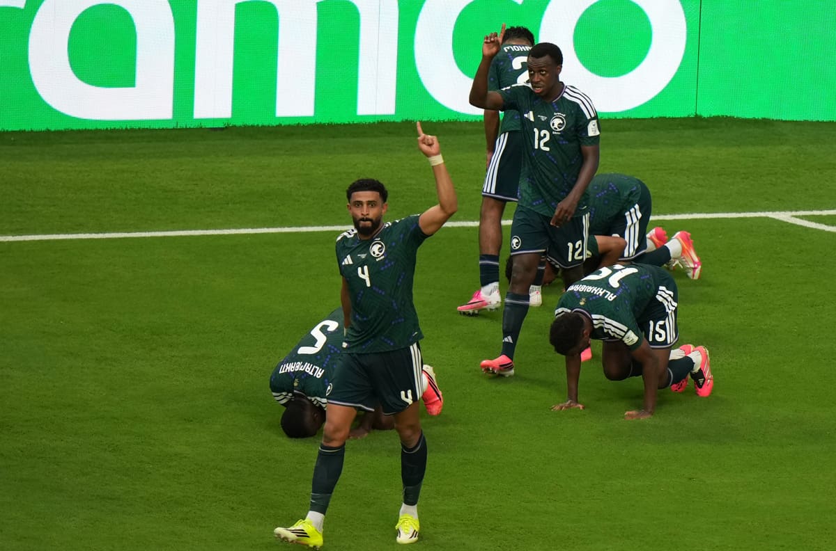 VIDEO | El gol de Al-Amri para Arabia Saudita que pone contra las cuerdas a Uruguay en su debut en el Mundial