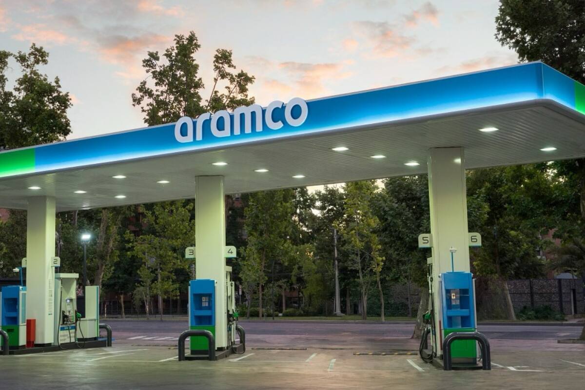 La cadena de centros de servicio tiene muchos descuentos en parafina.
