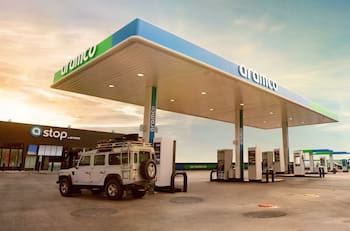 Descuentos en Aramco octubre 2025: Así puedes ahorrar hasta $300 por litro de bencina