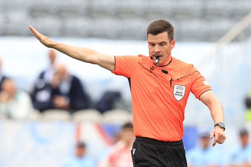 Los árbitros implementarán un nuevo reglamento para la Eurocopa. Foto: EFE