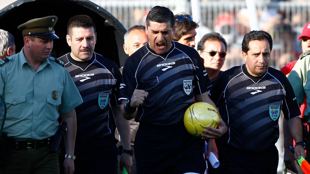 Carlos Chandía se la juega por salvar a un estadio del fútbol chileno