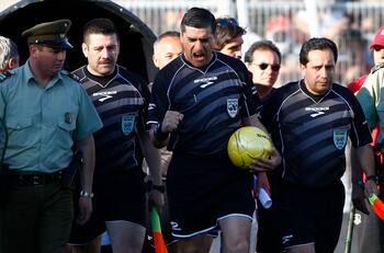 Carlos Chandía se la juega por salvar a un estadio del fútbol chileno