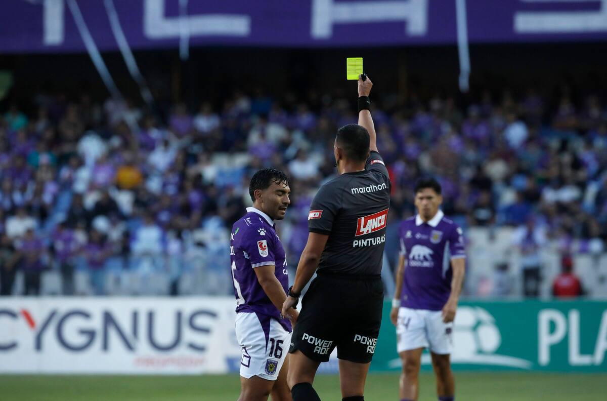 Los tres árbitros chilenos que todavía tienen chances de dirigir en el próximo Mundial