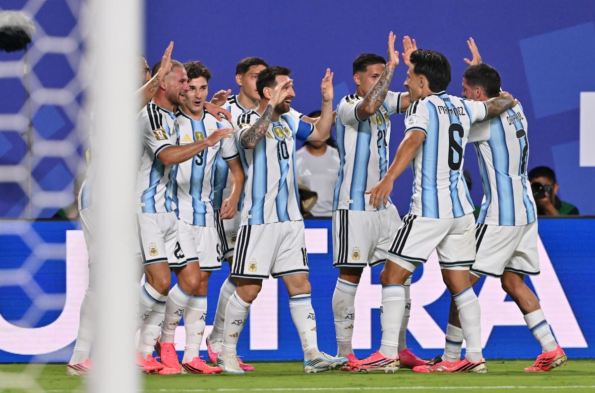Titular de Argentina en el Mundial 2026 cerca de dejar Europa por una millonaria oferta del fútbol saudí