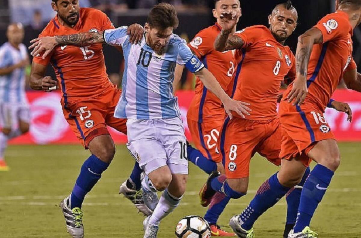 Arturo Vidal le contó a 'Beto' Acosta la receta de Chile para frenar a Lionel Messi