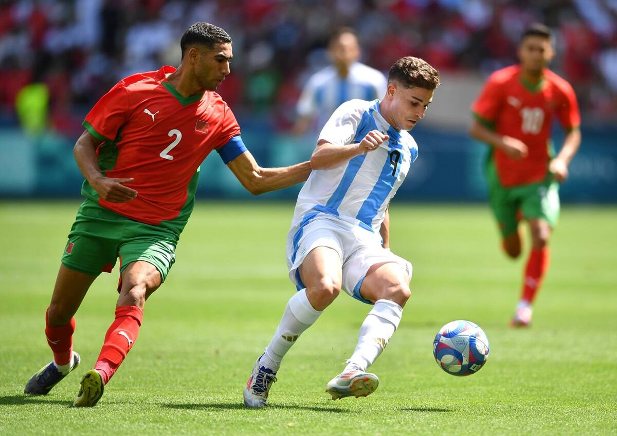 Argentina perdió 2-1 contra Marruecos en su estreno en París 2024.