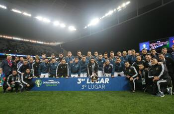 Sin consuelo: Chile cayó con Argentina en un agitado partido y quedó cuarto en la Copa América