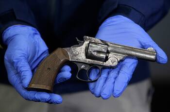 Pistolero de La Reina pidió que se le revoque su permiso para el porte y la adquisición de armas