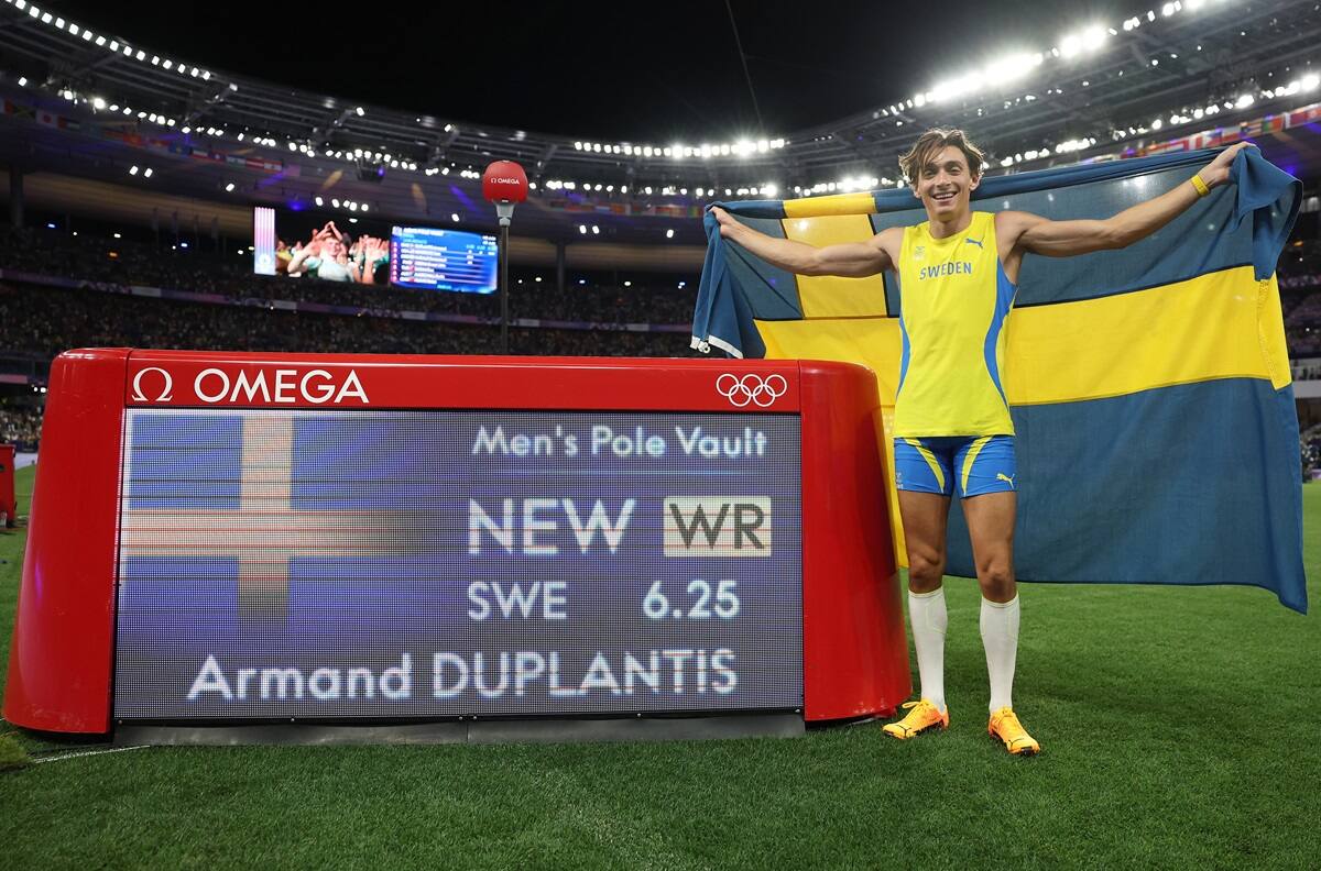 VIDEO | Armand Duplantis hace historia: consiguió récord mundial en salto con garrocha en París 2024