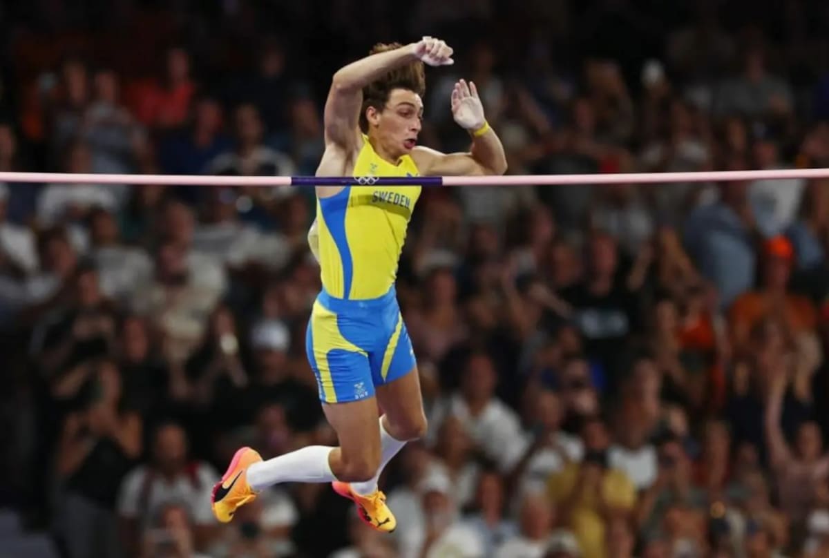 Posee el récord mundial de garrocha.