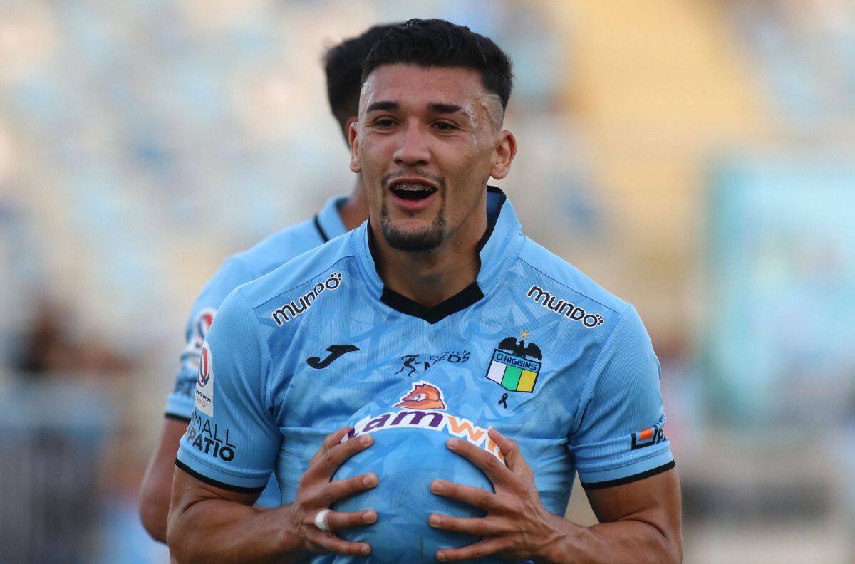 “Ya soy un huevón más”: El delantero nacido en Paraguay que se enamoró de Chile y sueña jugar por La Roja