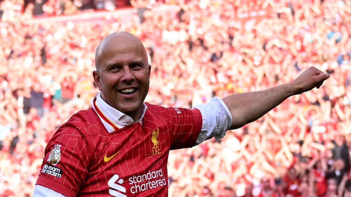 Liverpool toma una inesperada decisión que acerca a Arne Slot a la Selección de Países Bajos