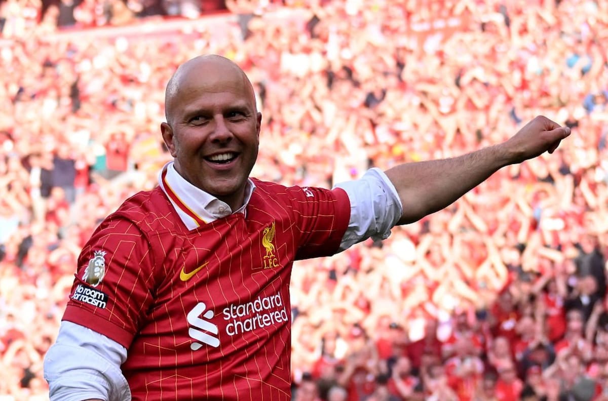 Liverpool toma una inesperada decisión que acerca a Arne Slot a la selección de Países Bajos
