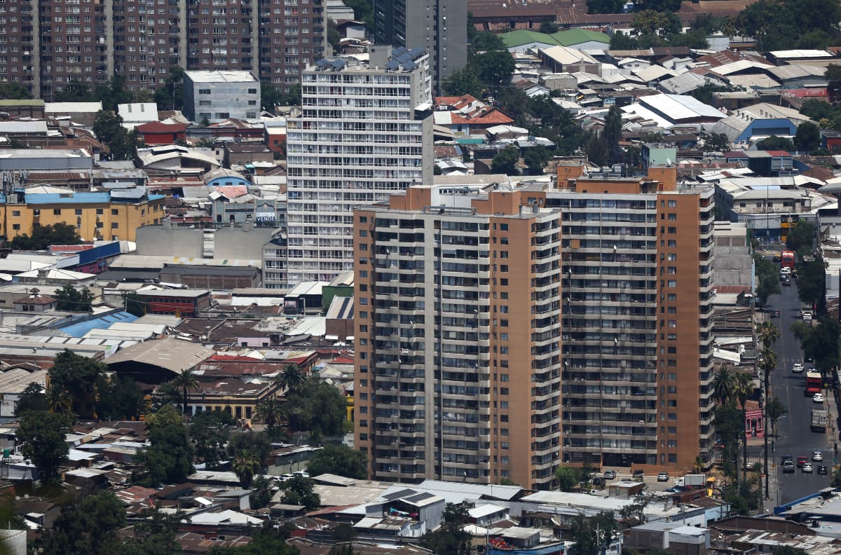 Vivir cerca del Metro no siempre es caro: Estudio revela las estaciones con los arriendos más económicos
