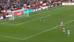 VIDEO | El extraordinario sombrero de Gabriel Martinelli que selló la igualdad entre Arsenal y el City