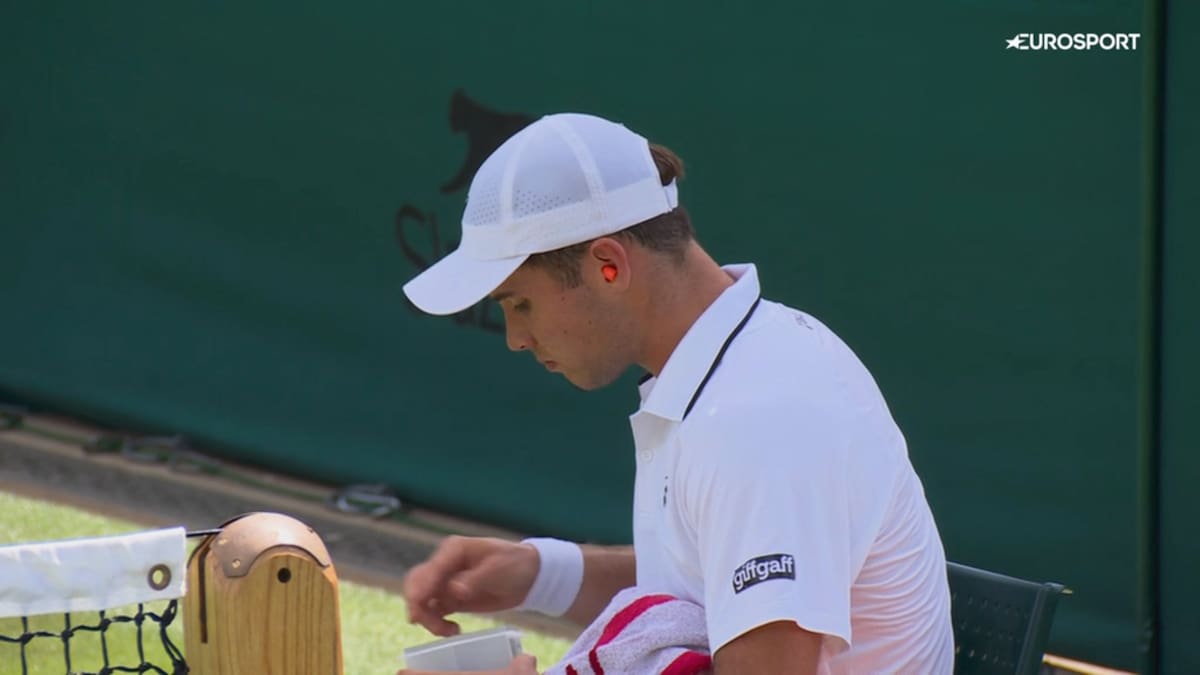 La TV captó el momento más curioso del segundo día de Wimbledon 2026.