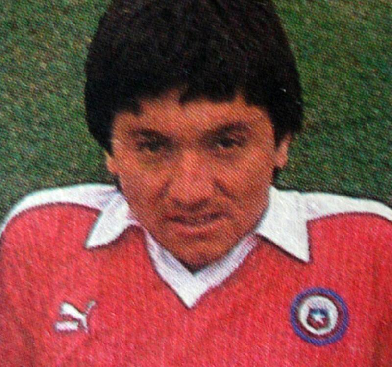 Arturo Jáuregui con la camiseta de la Selección Chilena en 1985.