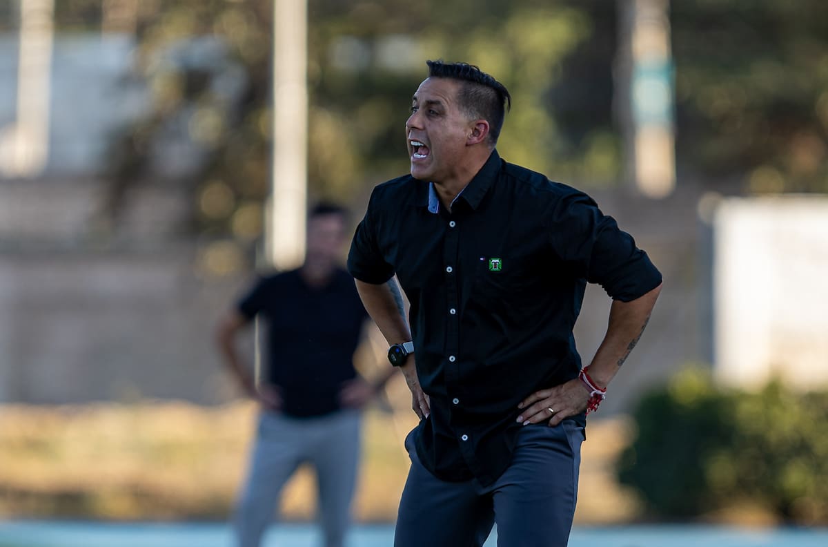 Un excapitán de la U: Arturo Sanhueza a un paso de cerrar un fichaje para Deportes Temuco