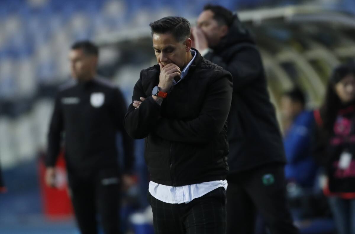 “Terminó por romper el camarín”: acusan que Arturo Sanhueza agigantó la crisis en Deportes Temuco