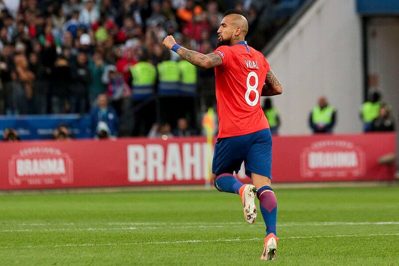 Arturo Vidal (3)