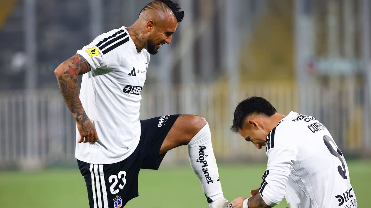 Colo Colo golea a Ñublense, se luce en el Monumental y sigue como líder exclusivo del Campeonato Nacional