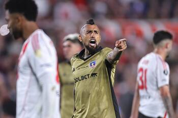Pollo Vignolo emplaza a Arturo Vidal tras boconear ante River: “Gana en silencio y habla después”