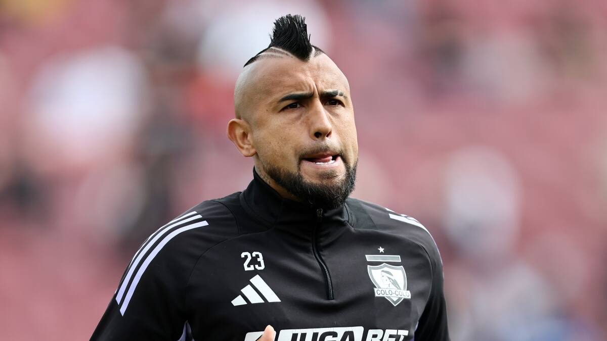 El nuevo rol que Fernando Ortiz le encomendó a Arturo Vidal en la formación titular de Colo Colo