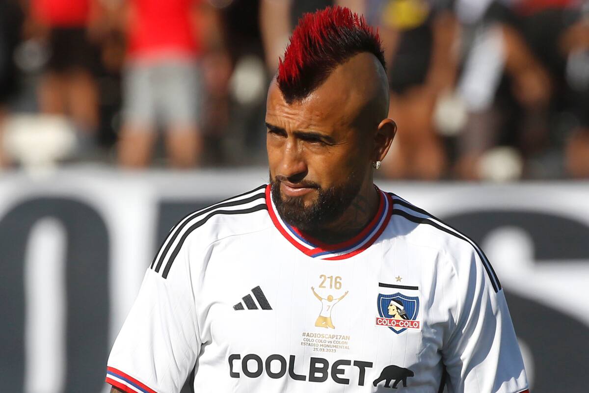 La madre del volante y referente de la Selección Chilena le pidió volver a verlo con la camiseta de Colo Colo. (Foto: Agencia Aton)