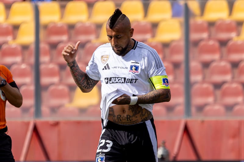 no aparece como titular en Colo Colo. Foto: Felipe Escobedo