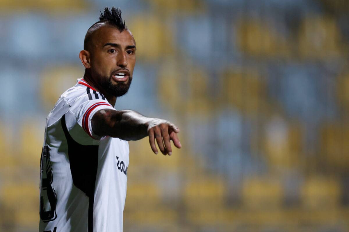 jugando por Colo Colo ante Everton en la Copa Viña del Mar (Foto: Photosport)
