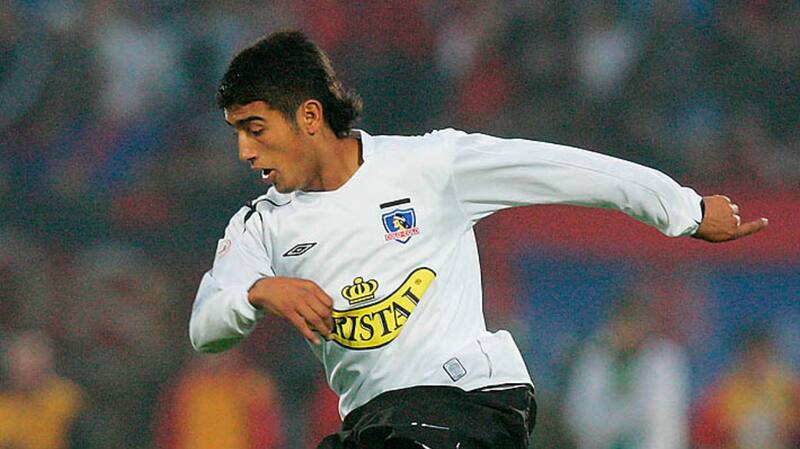 Arturo Vidal puede vivir su regreso a Colo Colo, club que lo formó.