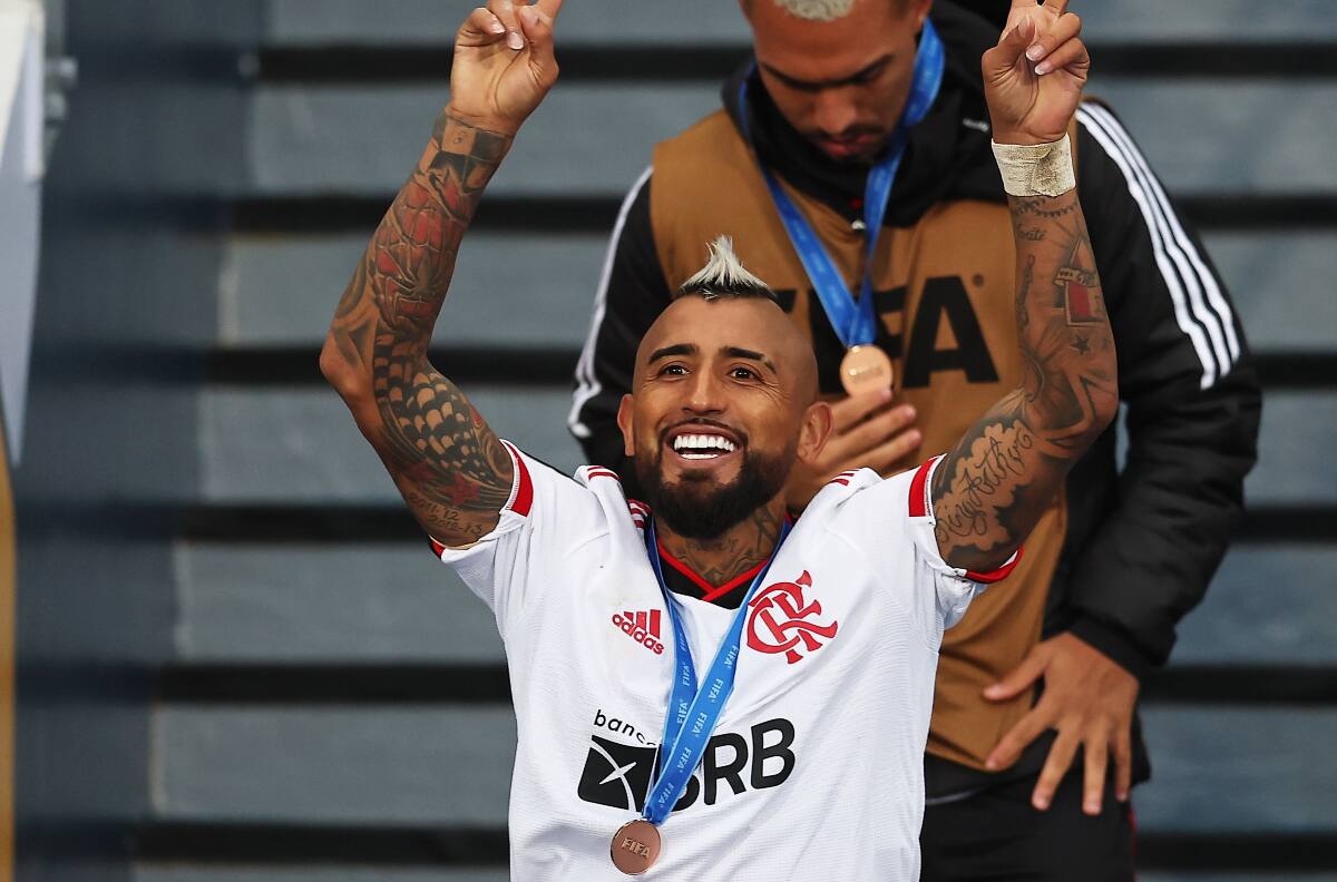 Arturo Vidal y Erick Pulgar van por un nuevo título con Flamengo: fueron incluidos en la citación para la Recopa Sudamericana