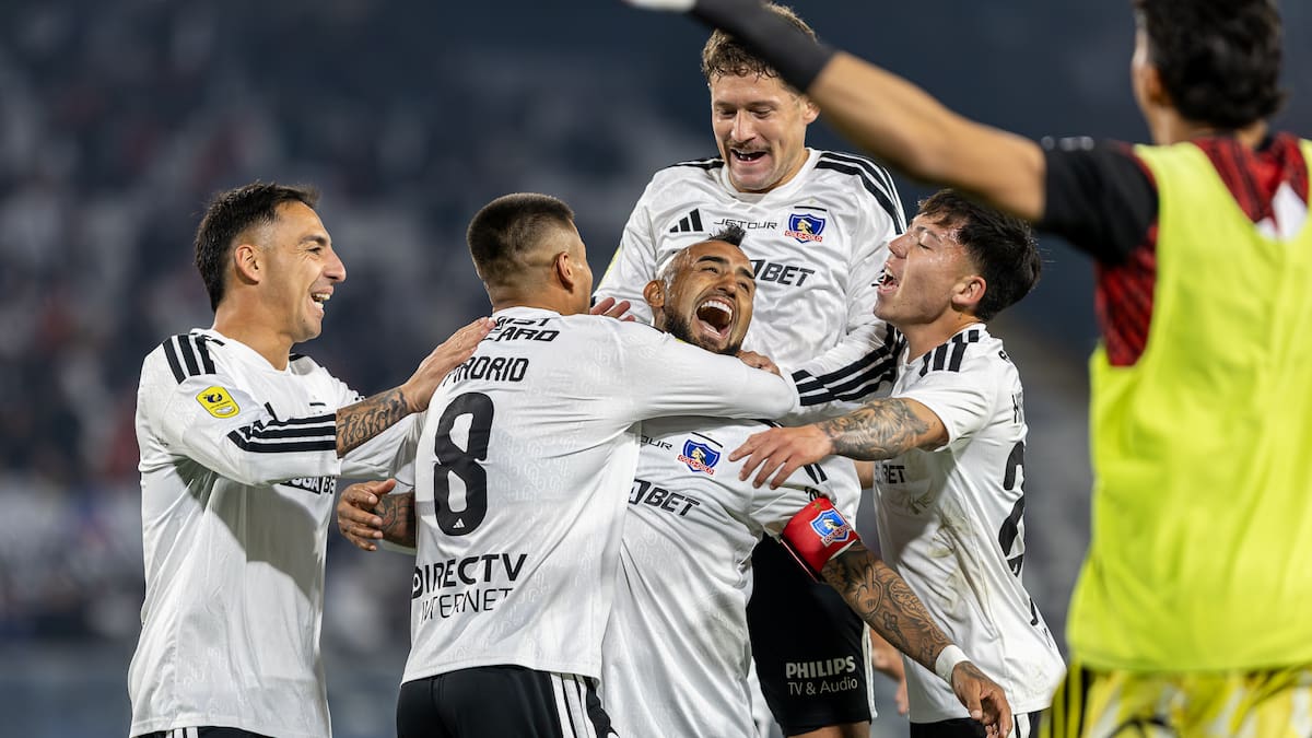 “El efecto Arturo Vidal”: El importante rol que tiene con los juveniles de Colo-Colo