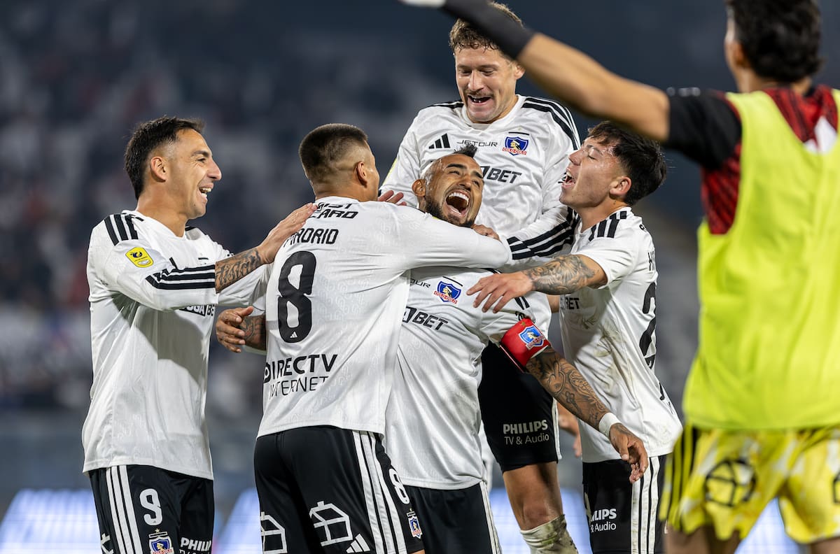 “El efecto Arturo Vidal”: El importante rol que tiene con los juveniles de Colo-Colo