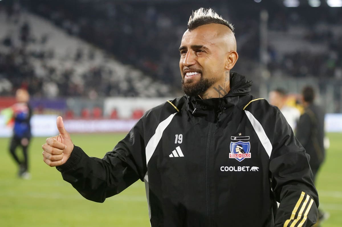 Arturo Vidal gana 94 millones de pesos mensuales en Colo Colo