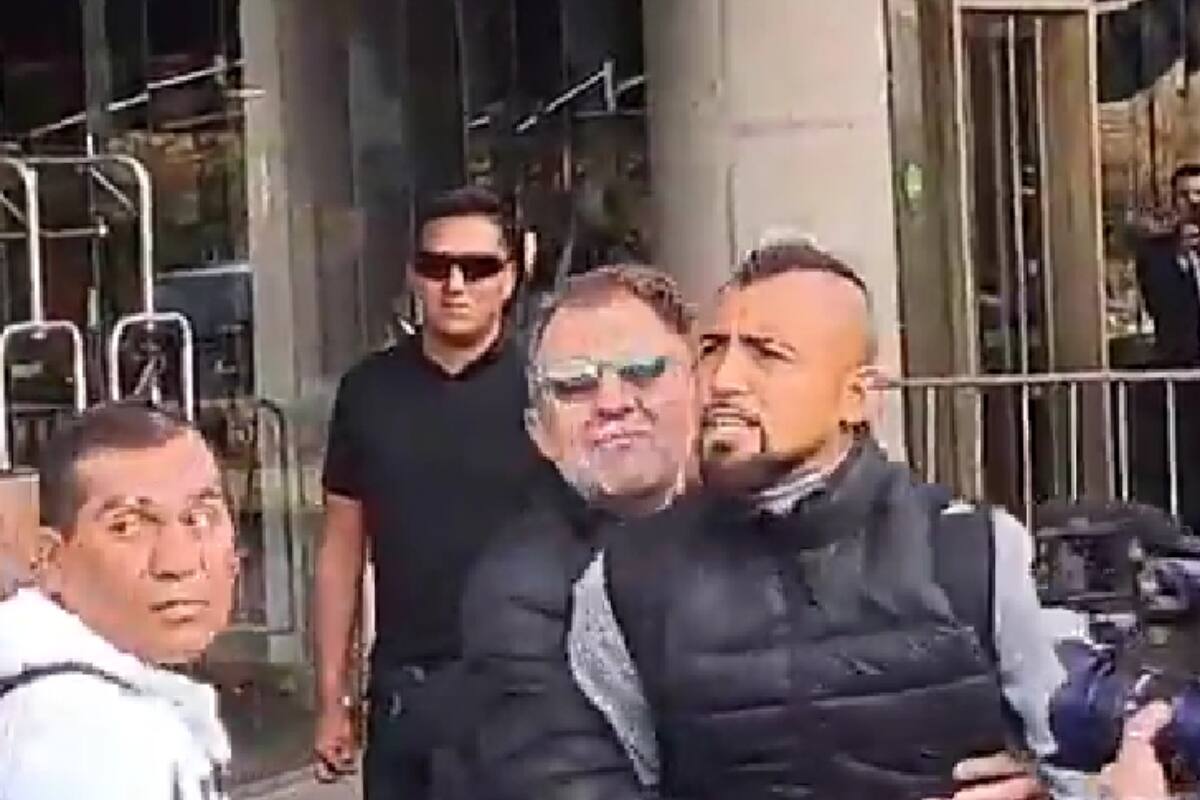 increpó a uno de los hinchas que lo insultó antes del partido entre Colo Colo y Alianza Lima