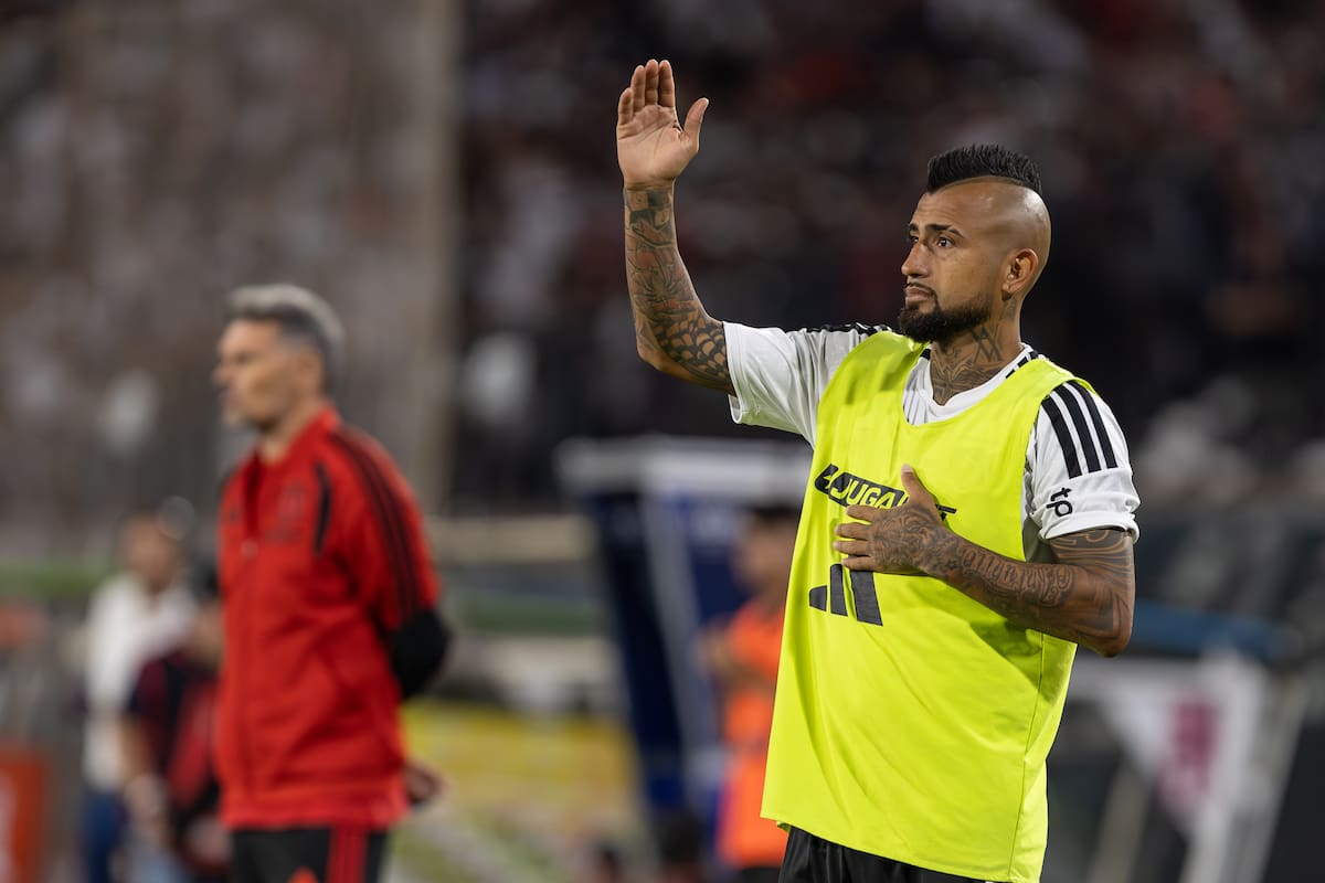 El volante suele asumir un rol como segundo DT cuando abandona el campo de juego. Foto: Felipe Escobedo / En Cancha