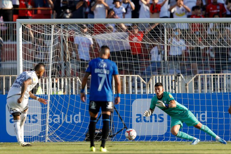 anotó de penal para Colo Colo ante Huachipato por la Supercopa (Foto: Photosport)
