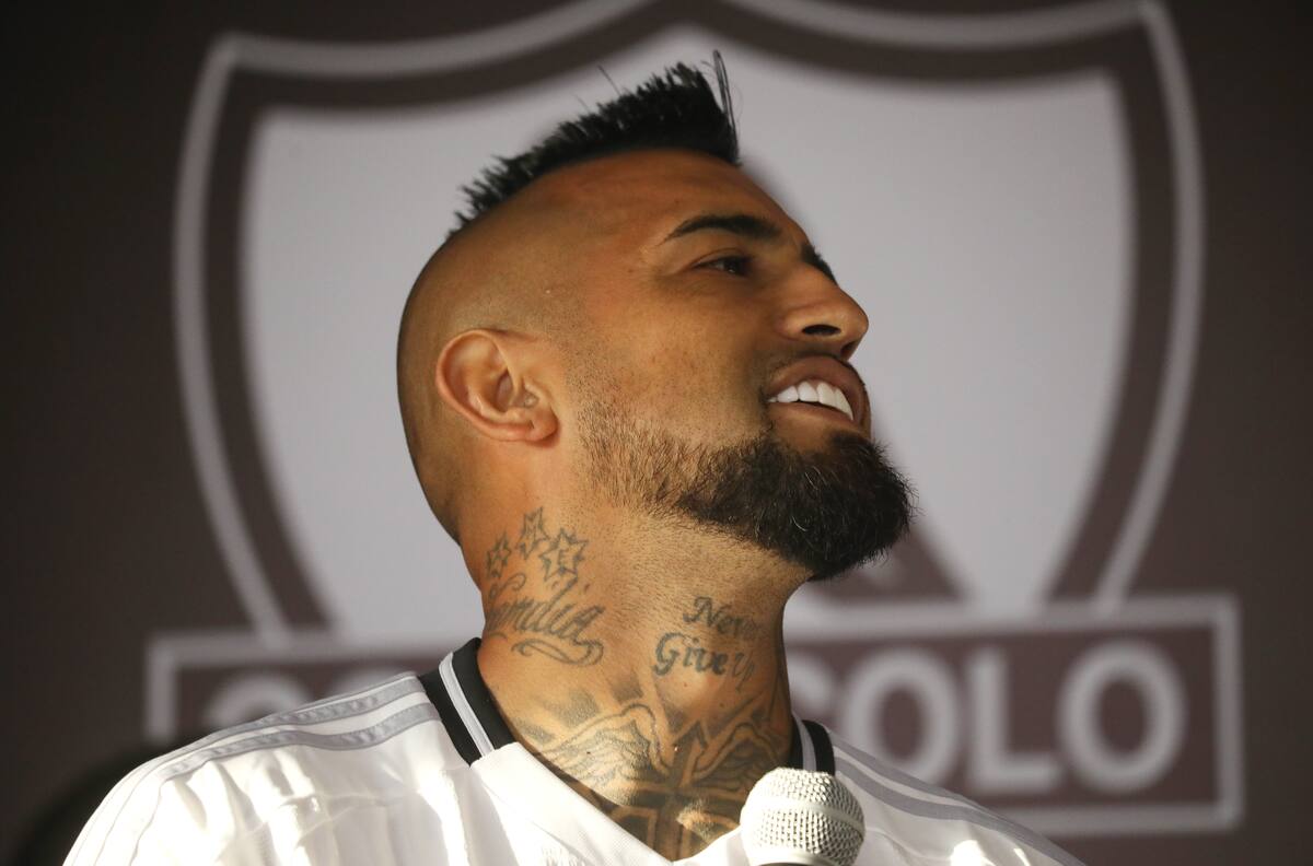 Arturo Vidal no tiene piedad con el Real Madrid y se burla tras la goleada del Barcelona en el Clásico