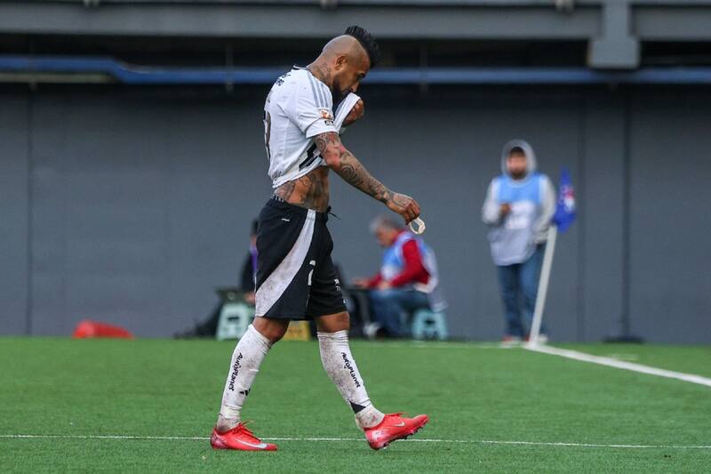 salió expulsado en duelo ante Audax Italiano. Foto: Felipe Escobedo.