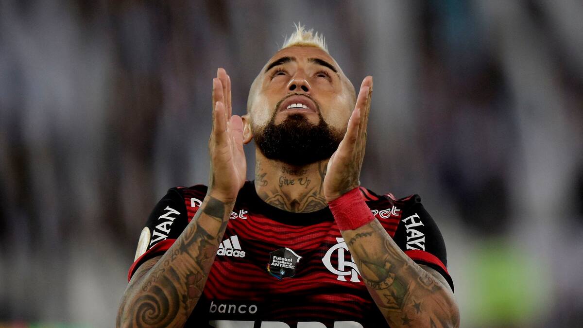 Arturo Vidal genera preocupación en Flamengo.