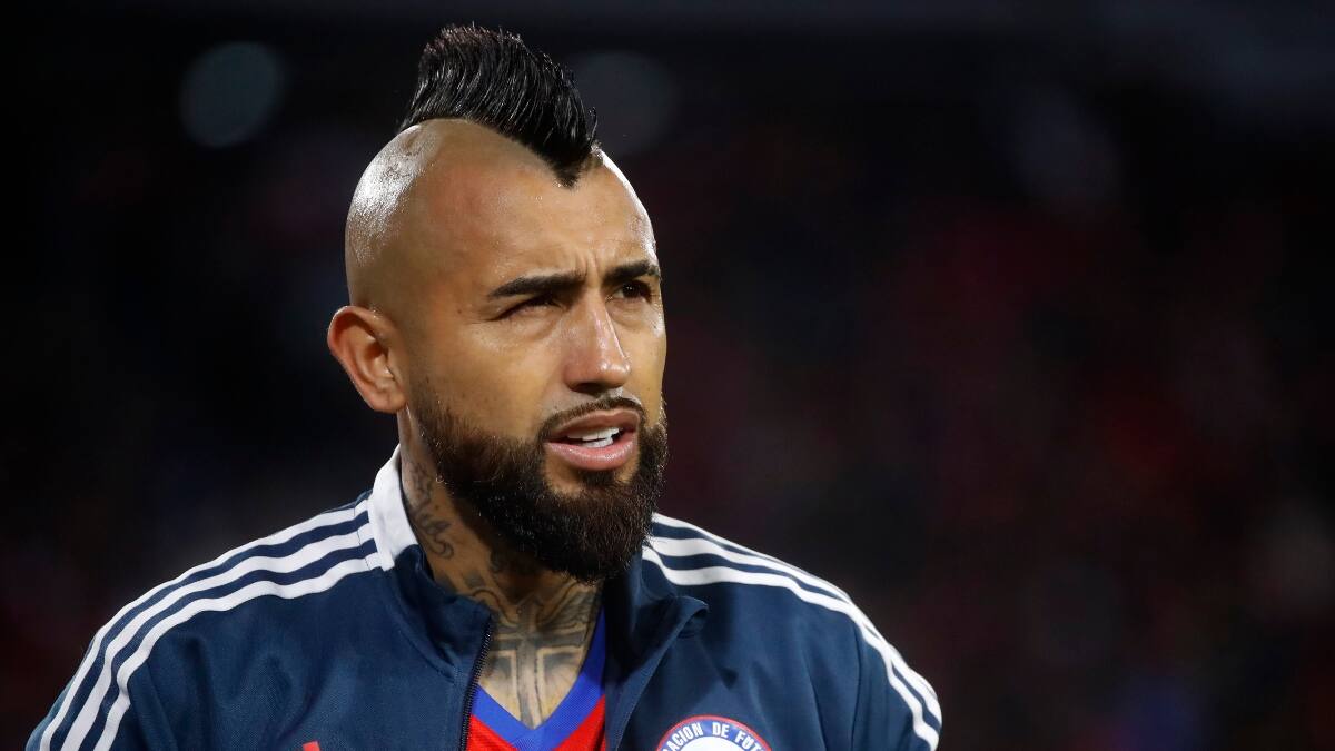 “Vergüenza sudamericana”: Perú se llena de críticas por cortar y pifiar el himno de la Selección Chilena