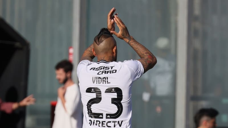 “Tengo un nombre”: Arturo Vidal asegura poseer un último tapado para Colo Colo