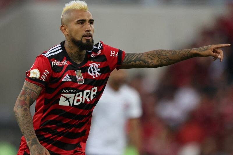 El mediocampista chileno ha sufrido por diversas declaraciones en su carrera.