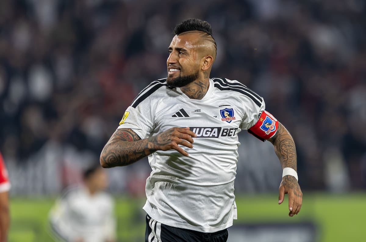 Arturo Vidal anticipó el debut en el Claro Arena y esto respondió sobre el pasto sintético que hace fuerte a la UC